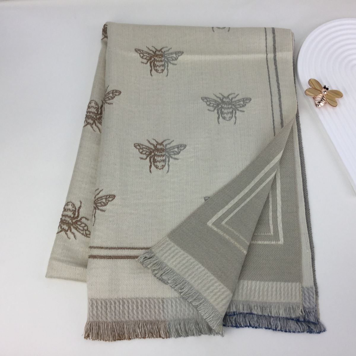 Beige Bee Scarf